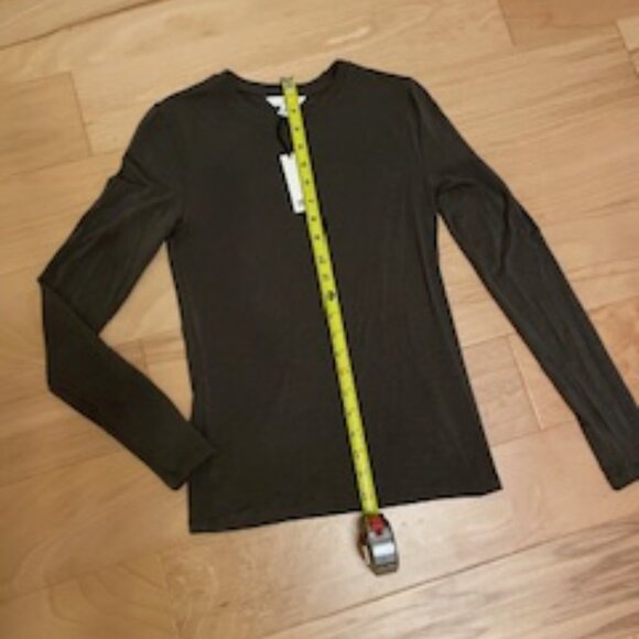 NWT Luxe Wool-Blend Crew-Neck XS Top in  sycamore brown - Picture 4 of 10
